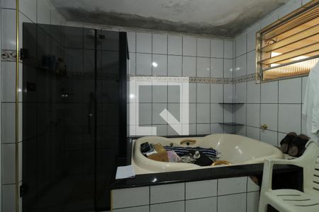 Casa à venda com 400m², 2 quartos e 6 vagasBanheiro da Suite