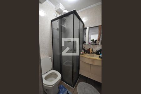 Banheiro de apartamento à venda com 2 quartos, 60m² em Vila Sabrina, São Paulo