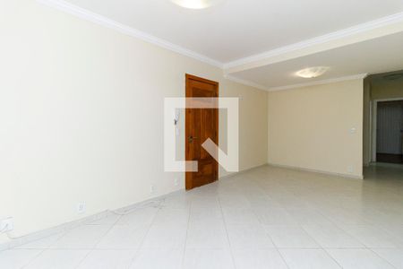 Sala de casa para alugar com 2 quartos, 125m² em Vila Cordeiro, São Paulo