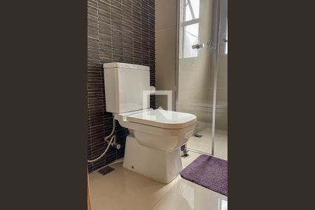 Apartamento para alugar com 140m², 3 quartos e 2 vagas Apartamento para alugar com 140m², 3 quartos e 2 vagasBanheiro