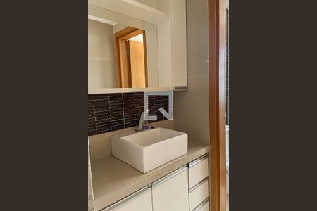 Apartamento para alugar com 140m², 3 quartos e 2 vagas Apartamento para alugar com 140m², 3 quartos e 2 vagasBanheiro