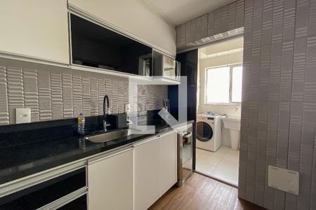 Apartamento para alugar com 140m², 3 quartos e 2 vagas Apartamento para alugar com 140m², 3 quartos e 2 vagasCozinha
