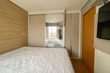 Apartamento para alugar com 140m², 3 quartos e 2 vagas Apartamento para alugar com 140m², 3 quartos e 2 vagasSuíte