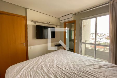 Apartamento para alugar com 140m², 3 quartos e 2 vagas Apartamento para alugar com 140m², 3 quartos e 2 vagasSuíte