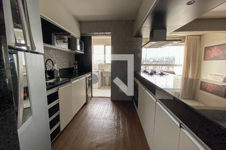 Apartamento para alugar com 140m², 3 quartos e 2 vagas Apartamento para alugar com 140m², 3 quartos e 2 vagasCozinha