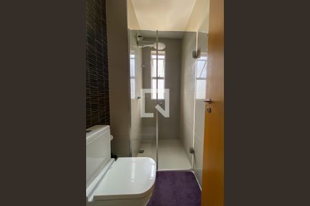 Apartamento para alugar com 140m², 3 quartos e 2 vagas Apartamento para alugar com 140m², 3 quartos e 2 vagasBanheiro