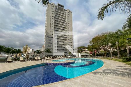 Apartamento para alugar com 140m², 3 quartos e 2 vagas Apartamento para alugar com 140m², 3 quartos e 2 vagasÁrea comum - Piscina