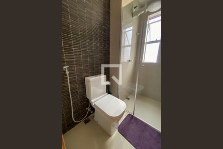 Apartamento para alugar com 140m², 3 quartos e 2 vagas Apartamento para alugar com 140m², 3 quartos e 2 vagasBanheiro