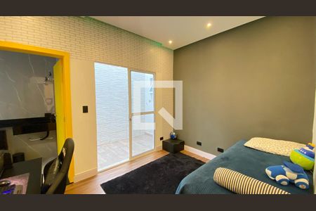 Casa à venda com 280m², 4 quartos e 2 vagasSuíte 2