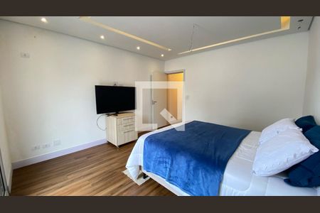 Casa à venda com 280m², 4 quartos e 2 vagasSuíte 3