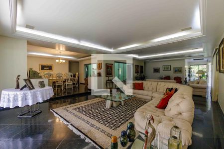 Casa de condomínio à venda com 850m², 5 quartos e 6 vagasSala 1