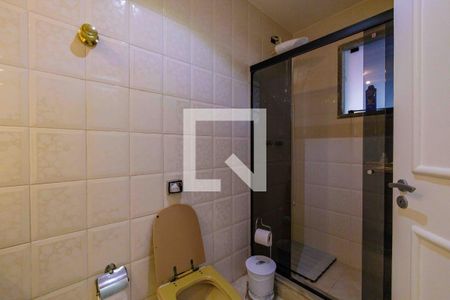 Casa de condomínio à venda com 850m², 5 quartos e 6 vagasBanheiro Suíte 1