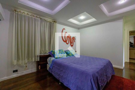 Casa de condomínio à venda com 850m², 5 quartos e 6 vagasSuíte 2