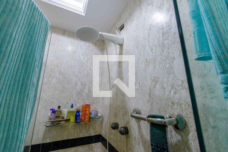 Casa de condomínio à venda com 850m², 5 quartos e 6 vagasBanheiro Suíte 3