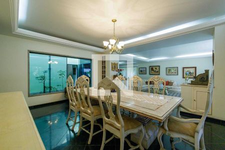 Casa de condomínio à venda com 850m², 5 quartos e 6 vagasSala 2