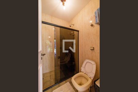 Casa de condomínio à venda com 850m², 5 quartos e 6 vagasBanheiro Quintal