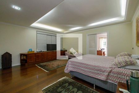 Casa de condomínio à venda com 850m², 5 quartos e 6 vagasSuíte 3