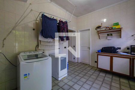 Casa de condomínio à venda com 850m², 5 quartos e 6 vagasÁrea de Serviço
