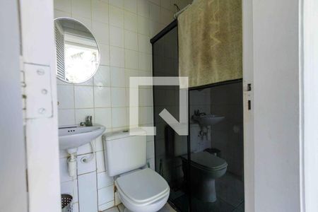 Casa de condomínio à venda com 850m², 5 quartos e 6 vagasBanheiro Dependência