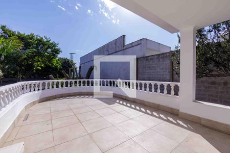 Casa de condomínio à venda com 850m², 5 quartos e 6 vagasVaranda Suíte 3