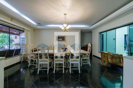 Casa de condomínio à venda com 850m², 5 quartos e 6 vagasSala 2