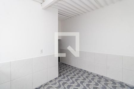Sala/Cozinha de casa para alugar com 1 quarto, 45m² em Parque Ramos Freitas, São Paulo