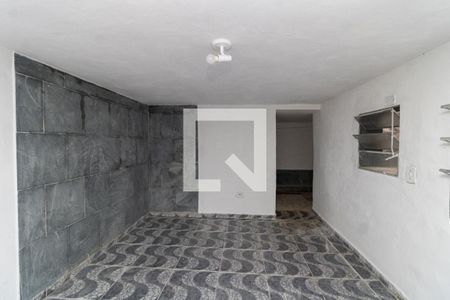 Quarto de casa para alugar com 1 quarto, 45m² em Parque Ramos Freitas, São Paulo