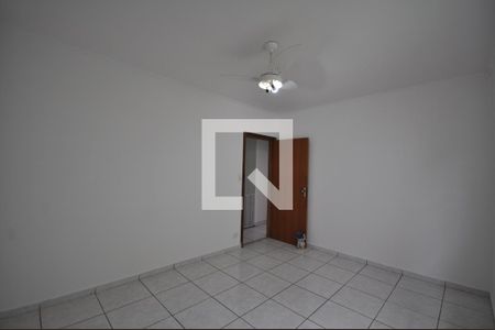 Casa à venda com 103m², 3 quartos e 3 vagasQuarto 2