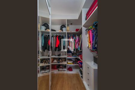 Casa de condomínio para alugar com 164m², 3 quartos e 2 vagasSuíte