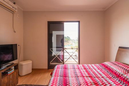 Casa de condomínio para alugar com 164m², 3 quartos e 2 vagasSuíte