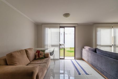 Sala de casa de condomínio para alugar com 3 quartos, 164m² em Tamboré, Santana de Parnaíba