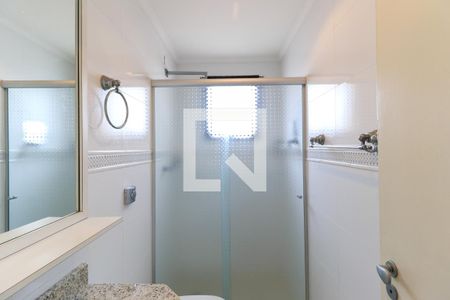 Apartamento à venda com 110m², 3 quartos e 2 vagas Apartamento à venda com 110m², 3 quartos e 2 vagasBanheiro Corredor