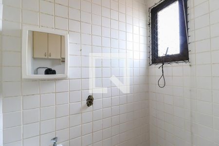 Apartamento à venda com 110m², 3 quartos e 2 vagas Apartamento à venda com 110m², 3 quartos e 2 vagasBanheiro de serviço