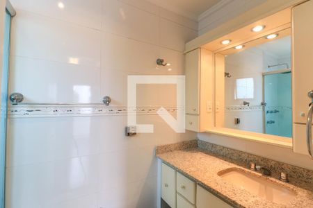 Apartamento à venda com 110m², 3 quartos e 2 vagas Apartamento à venda com 110m², 3 quartos e 2 vagasBanheiro da Suíte