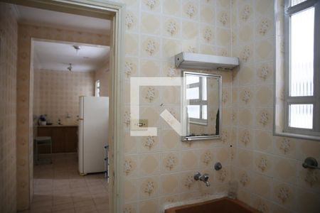 Apartamento para alugar com 56m², 2 quartos e 2 vagasBanheiro 