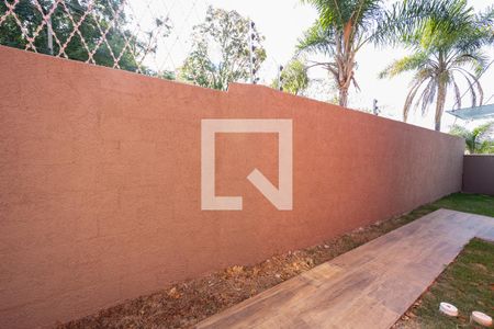 Casa de condomínio para alugar com 180m², 3 quartos e 4 vagas Casa de condomínio para alugar com 180m², 3 quartos e 4 vagasQuintal