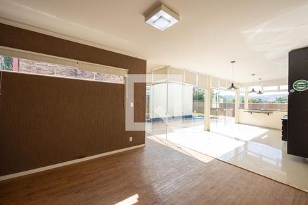 Sala de casa de condomínio para alugar com 3 quartos, 180m² em Vila Capuava, Valinhos