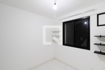 Quarto 1 de apartamento para alugar com 2 quartos, 58m² em Campo Grande, Rio de Janeiro