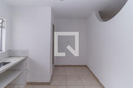 Casa para alugar com 50m², 1 quarto e sem vaga Casa para alugar com 50m², 1 quarto e sem vagaCozinha