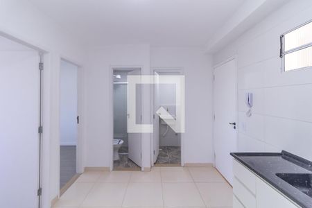 Sala e Cozinha de apartamento para alugar com 2 quartos, 30m² em Vila Bela, São Paulo