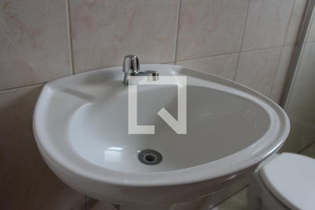 Casa à venda com 137m², 3 quartos e 3 vagasBanheiro Social 