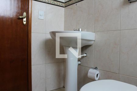 Casa à venda com 137m², 3 quartos e 3 vagasBanheiro Social 