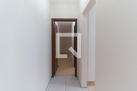 Corredor de casa para alugar com 3 quartos, 140m² em Vila Oliveira, Mogi das Cruzes