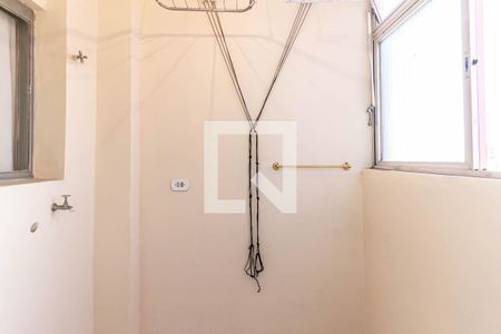 Apartamento à venda com 41m², 1 quarto e sem vaga Apartamento à venda com 41m², 1 quarto e sem vagaÁrea de Serviço