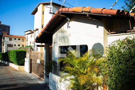 Apartamento para alugar com 72m², 3 quartos e 1 vagaFachada
