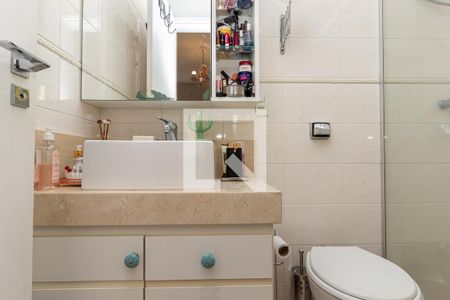 Apartamento à venda com 110m², 3 quartos e 2 vagas Apartamento à venda com 110m², 3 quartos e 2 vagasBanheiro suite