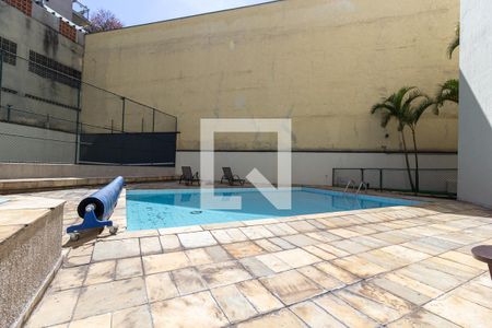 Apartamento à venda com 110m², 3 quartos e 2 vagas Apartamento à venda com 110m², 3 quartos e 2 vagasÁrea comum - Piscina