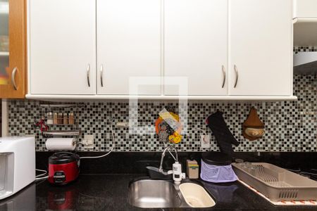 Apartamento à venda com 110m², 3 quartos e 2 vagas Apartamento à venda com 110m², 3 quartos e 2 vagasCozinha