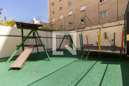 Apartamento à venda com 110m², 3 quartos e 2 vagas Apartamento à venda com 110m², 3 quartos e 2 vagasÁrea comum - Playground