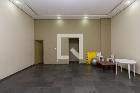 Apartamento à venda com 110m², 3 quartos e 2 vagas Apartamento à venda com 110m², 3 quartos e 2 vagasÁrea comum - Salão de festas